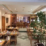 Hotel Christophe Colomb 3*