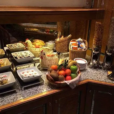 Christophe Colomb 3* 卢森堡