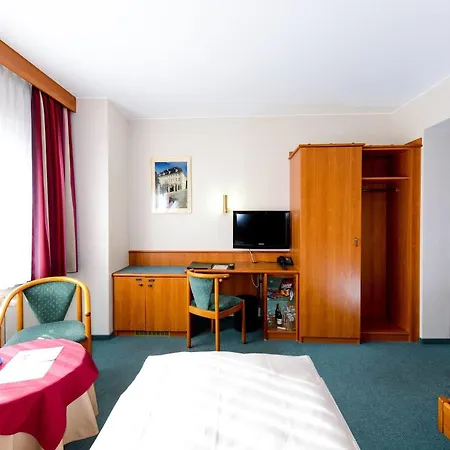 Christophe Colomb Hotel Luxembourg